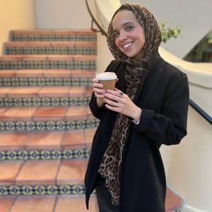 Meet your Posher, Aisha